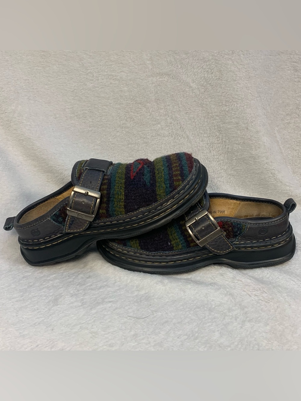 Born Navajo Aztec Wool-Pattern Slip-On Loafers with Leather Trim Size 6 - Picture 7 of 14